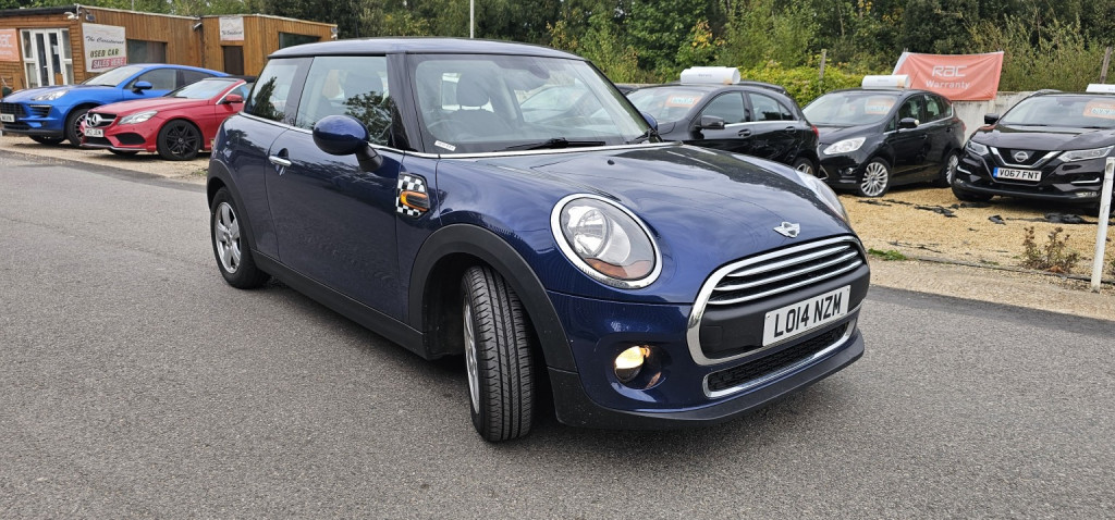 2014 MINI Hatch